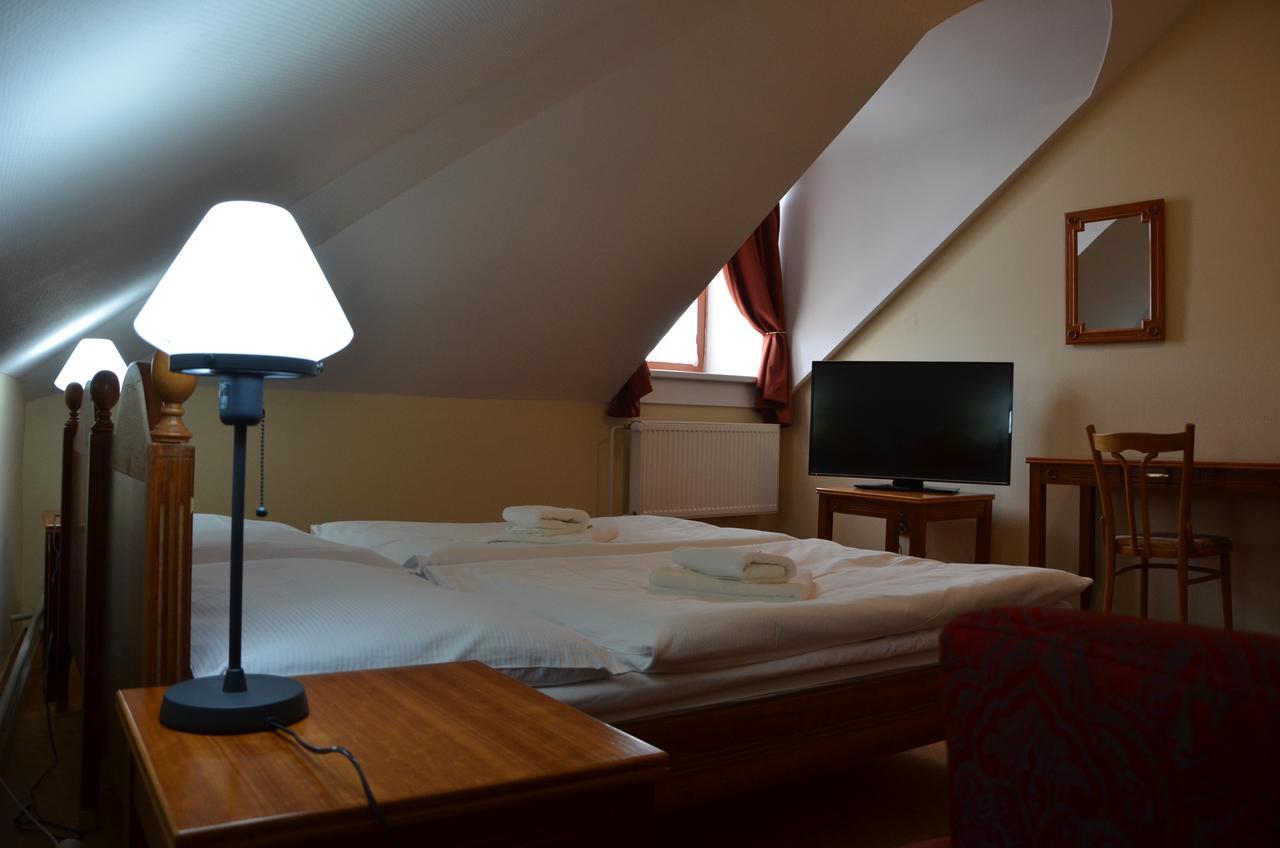 Hotel Napoleon Austerlitz Eksteriør billede